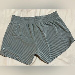 Lululemon shorts sz 10